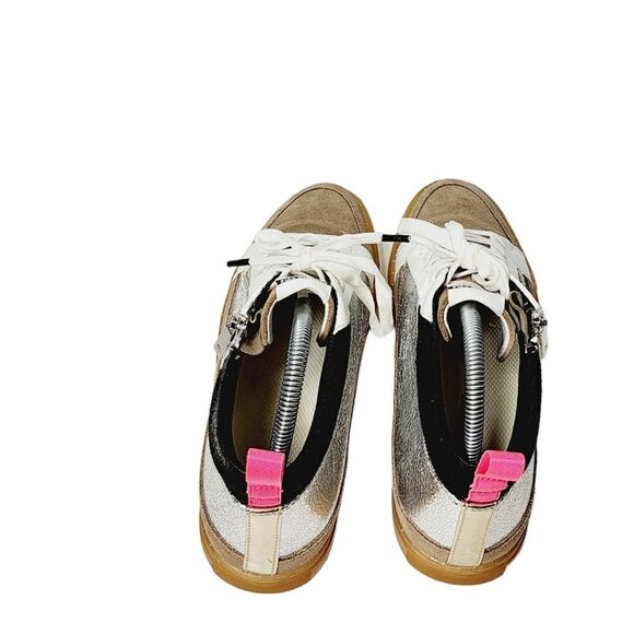 Kenneth Cole  - Picture 9 of 13